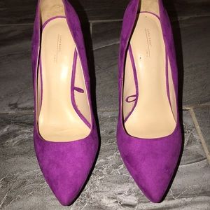 Zara Basic fuschia suede pump. Size US 8